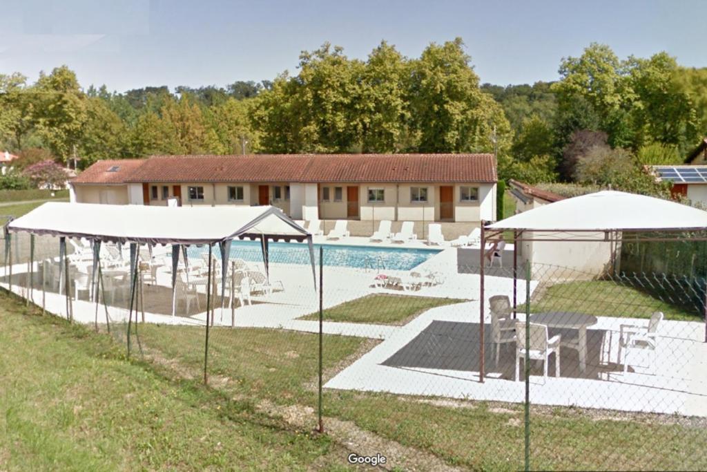 Les Albizias 5 Apartman Eugénie-les-Bains Kültér fotó